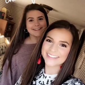 Meet your Posher, Crystal